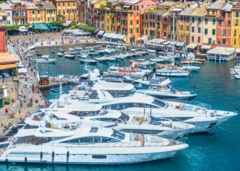 A superyacht broker shares 3 surprising things about selling boats to the ultrawealthy