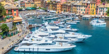 A superyacht broker shares 3 surprising things about selling boats to the ultrawealthy