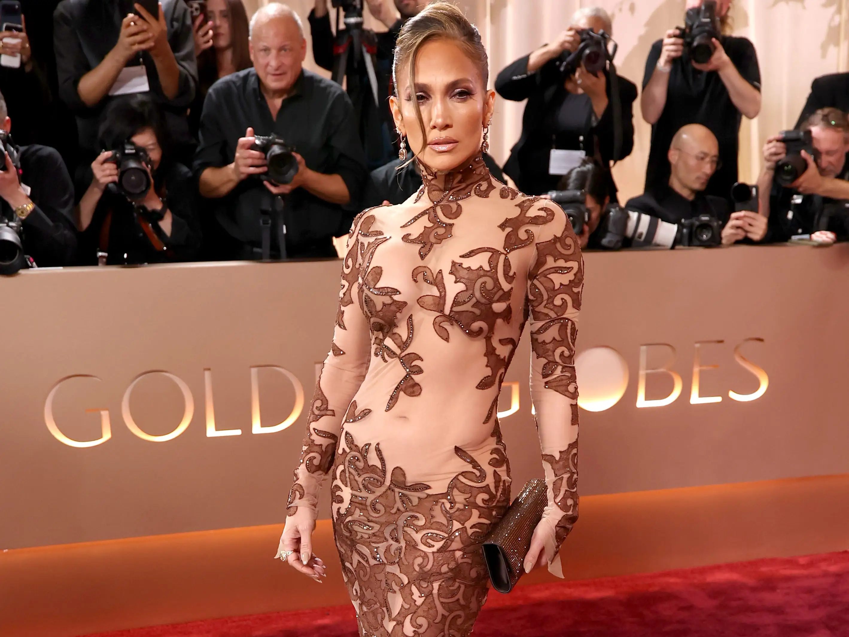 Jennifer Lopez attends the 2026 Golden Globes.