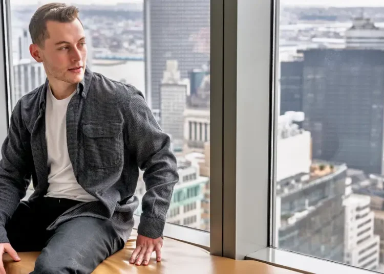 This 24-year-old founded a sneaker wholesale company that made $40 million in sales revenue last year &mdash; here’s how he did it