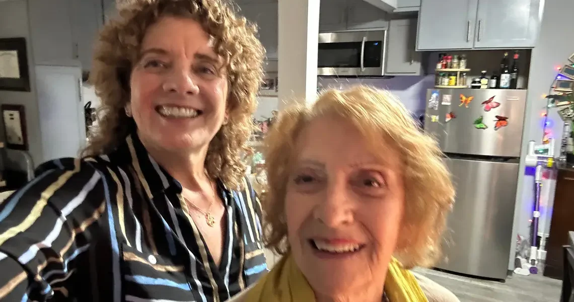 I’m a professional organizer. Helping my 89-year-old mom downsize was emotionally brutal.