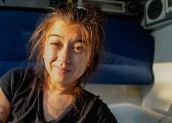 I booked a private bedroom on a 30-hour Amtrak ride for $1,000. Check out the 45-square-foot space with a full bathroom.