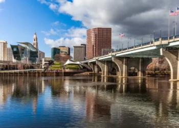 Get ready to enter a bidding war in these 10 housing markets this year