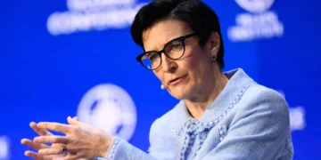 Citi’s CEO Jane Fraser warns staff in memo: old habits are out, and performance is in