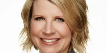 Cisco’s HR chief says AI and ML roles are ‘really hard’ to fill. Getting execs on the phone helps.