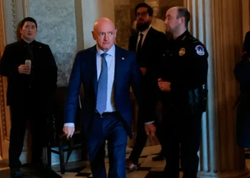 Sen. Mark Kelly is suing the Pentagon. Legal experts say veterans’ rights are at stake.