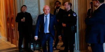 Sen. Mark Kelly is suing the Pentagon. Legal experts say veterans’ rights are at stake.