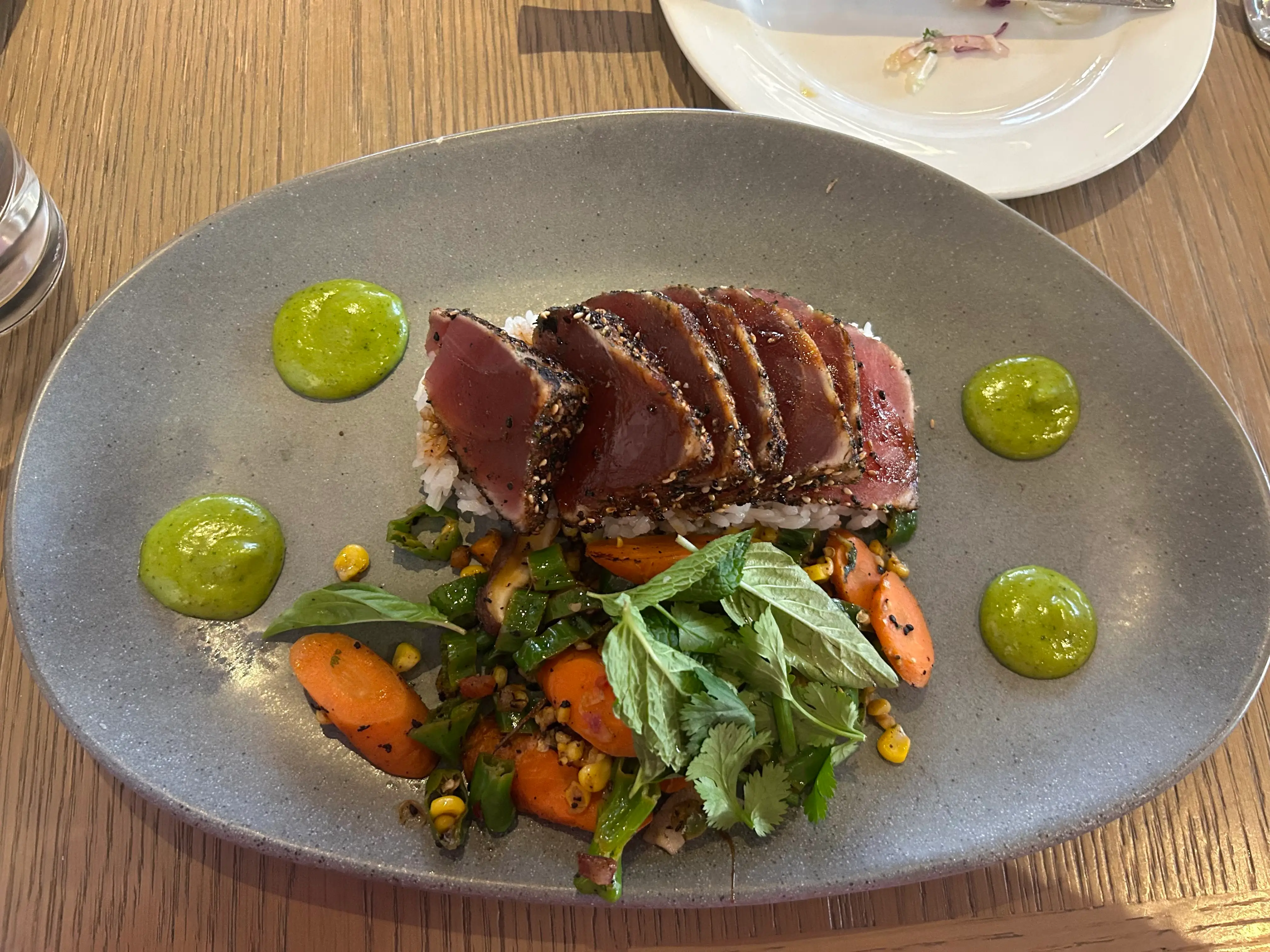 Tommy Bahama's seared tuna