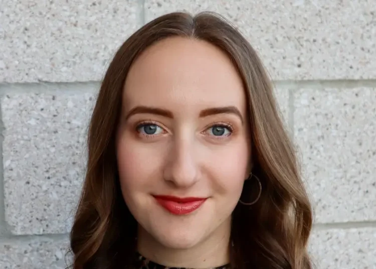 I made a drastic career pivot at 27 and regretted it. Here are 3 things I wish I had done differently.