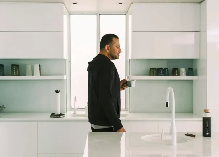 I’m a trauma surgeon turned longevity CEO. I get up at 5 a.m., avoid snacks, and keep my phone out of my bedroom.