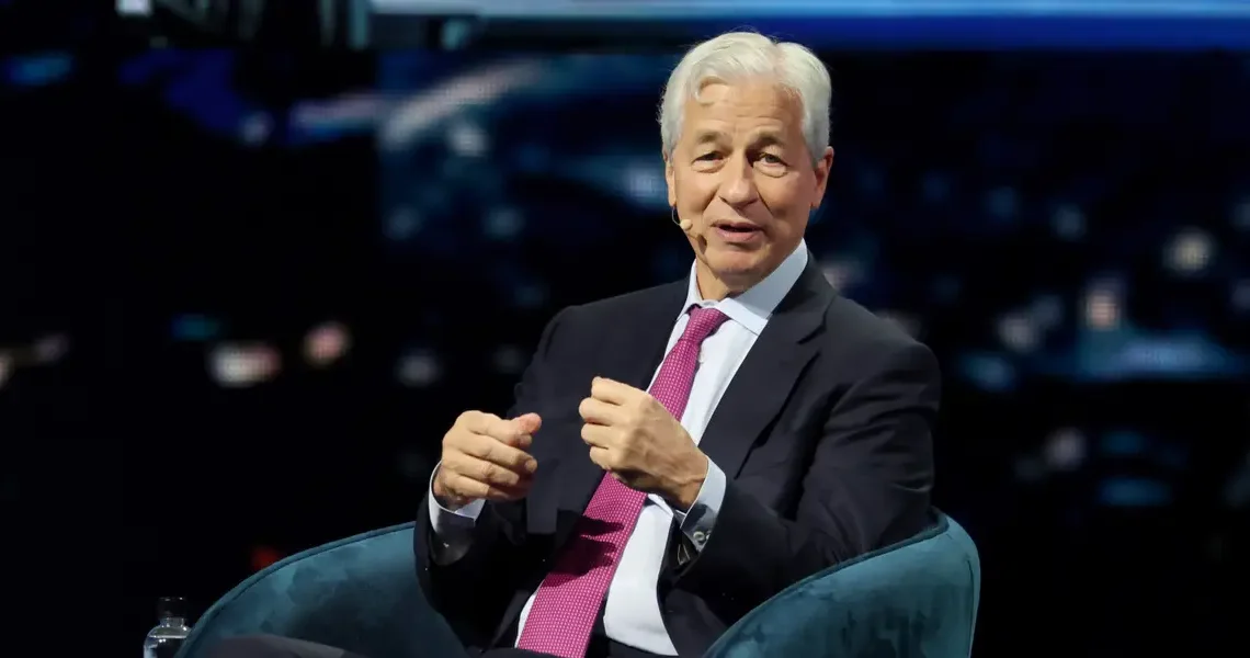 Jamie Dimon says he called Warren Buffett after poaching his protégé