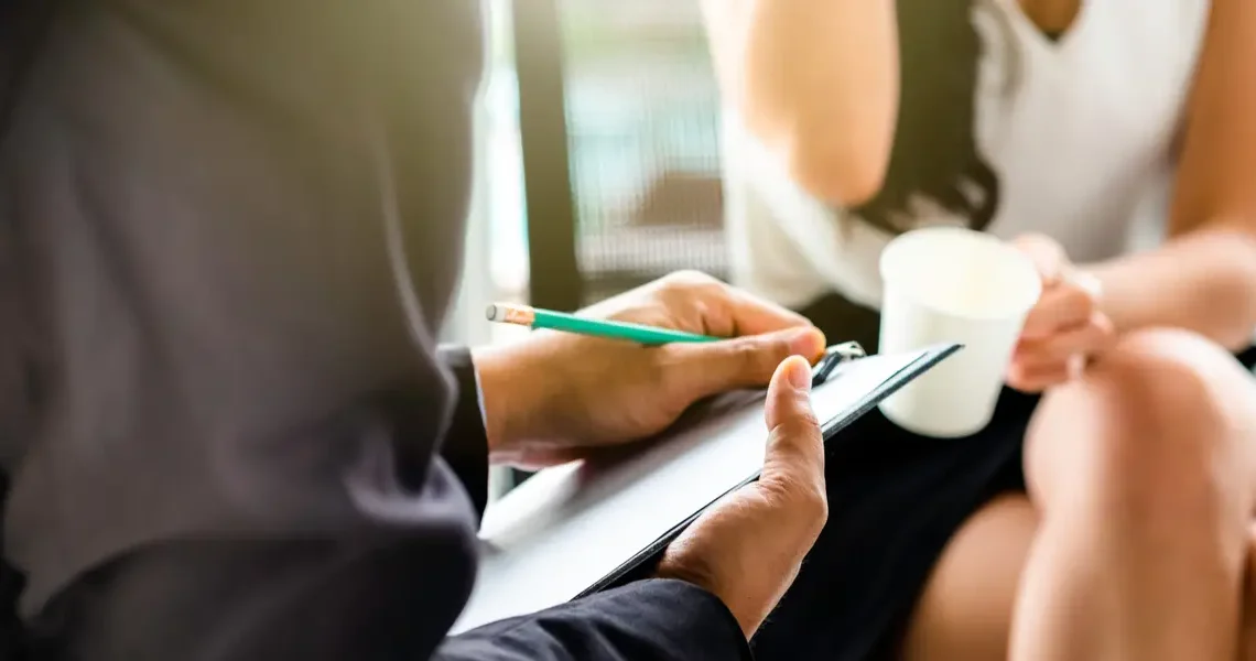 5 executives share their go-to interview question