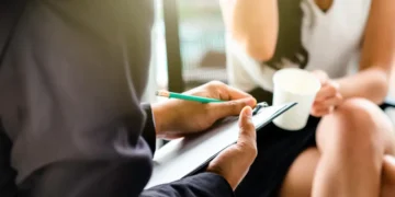 5 executives share their go-to interview question