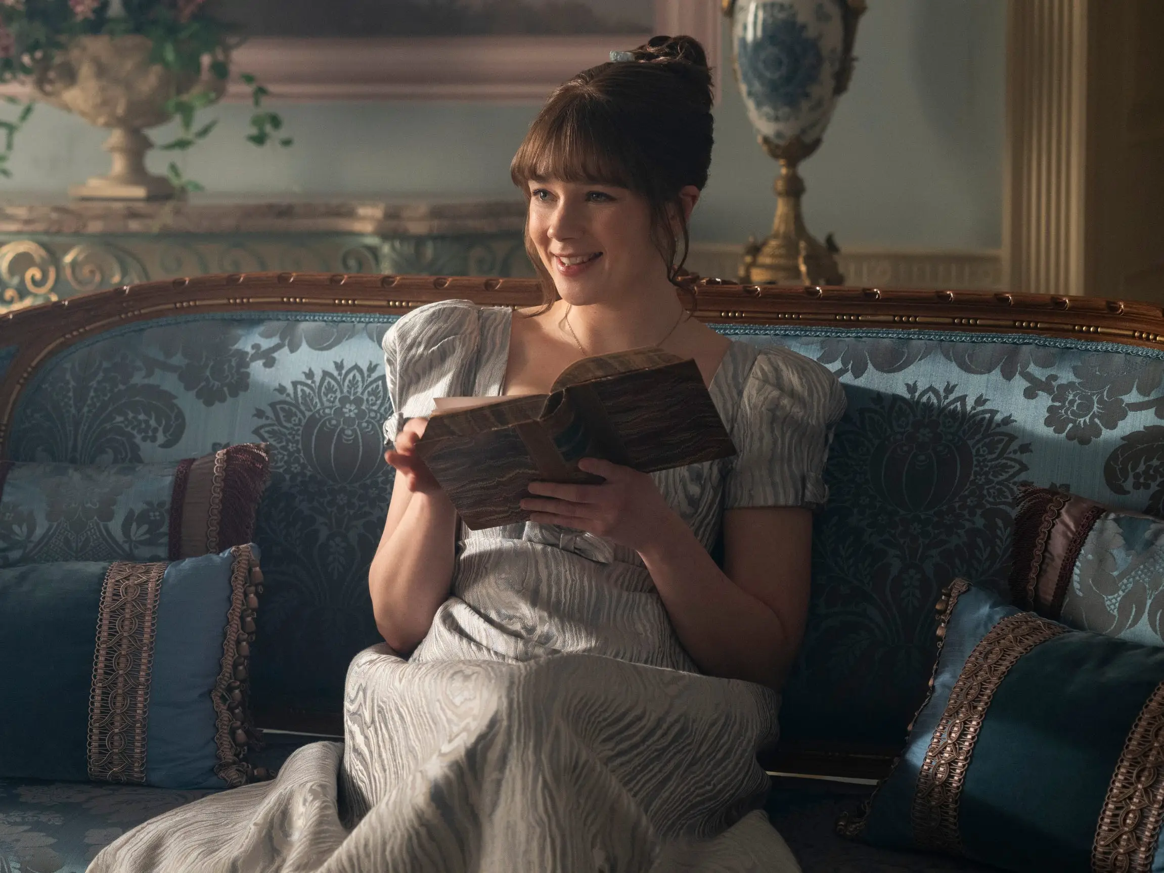 claudia jessie as eloise