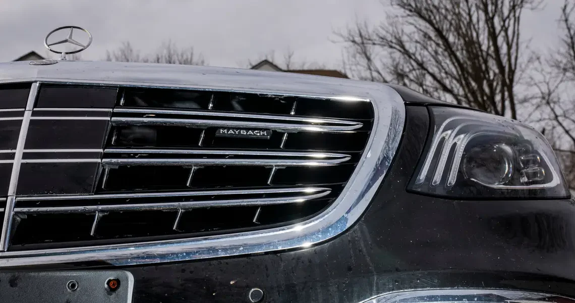A fallen billionaire’s bulletproof Mercedes sold at bankruptcy auction for $63,000. Here’s how it went down.
