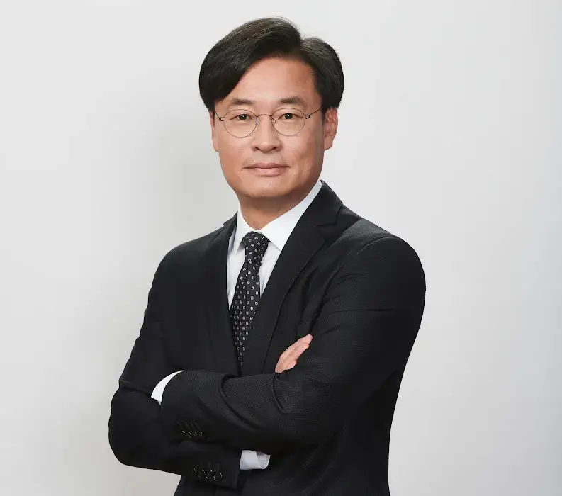 CEO of Samsung Electronics Europe Simon Sung