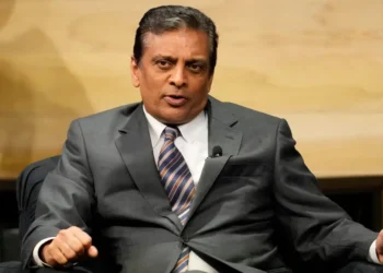 FedEx’s CEO explains why regular humanoid robots can’t get the job done in its warehouses