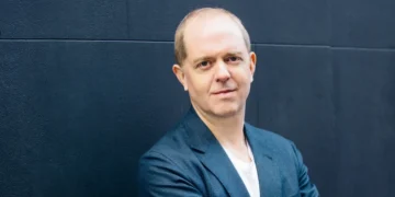 I’m a co-creator of Alexa. Writing a 6-page memo helped me decide to quit Amazon and launch my own AI startup.