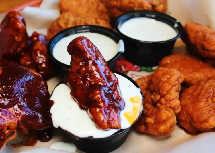 I tried boneless wings from 5 chain restaurants and ranked them from worst to best