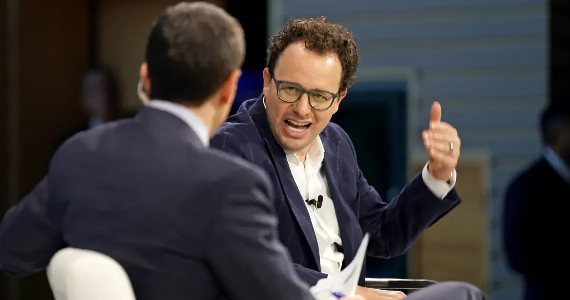 DeepMind and Anthropic CEOs: AI is already coming for junior roles at our companies