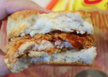 Bojangles wants New Yorkers to ditch their bagels for biscuits. It could reignite the breakfast wars.