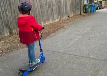 A 6-year-old spent 4 minutes scootering alone from a local park. Child protection services found his parents ‘neglectful.’