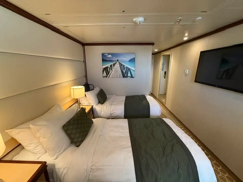 Two twin beds in Princess cruise cabin