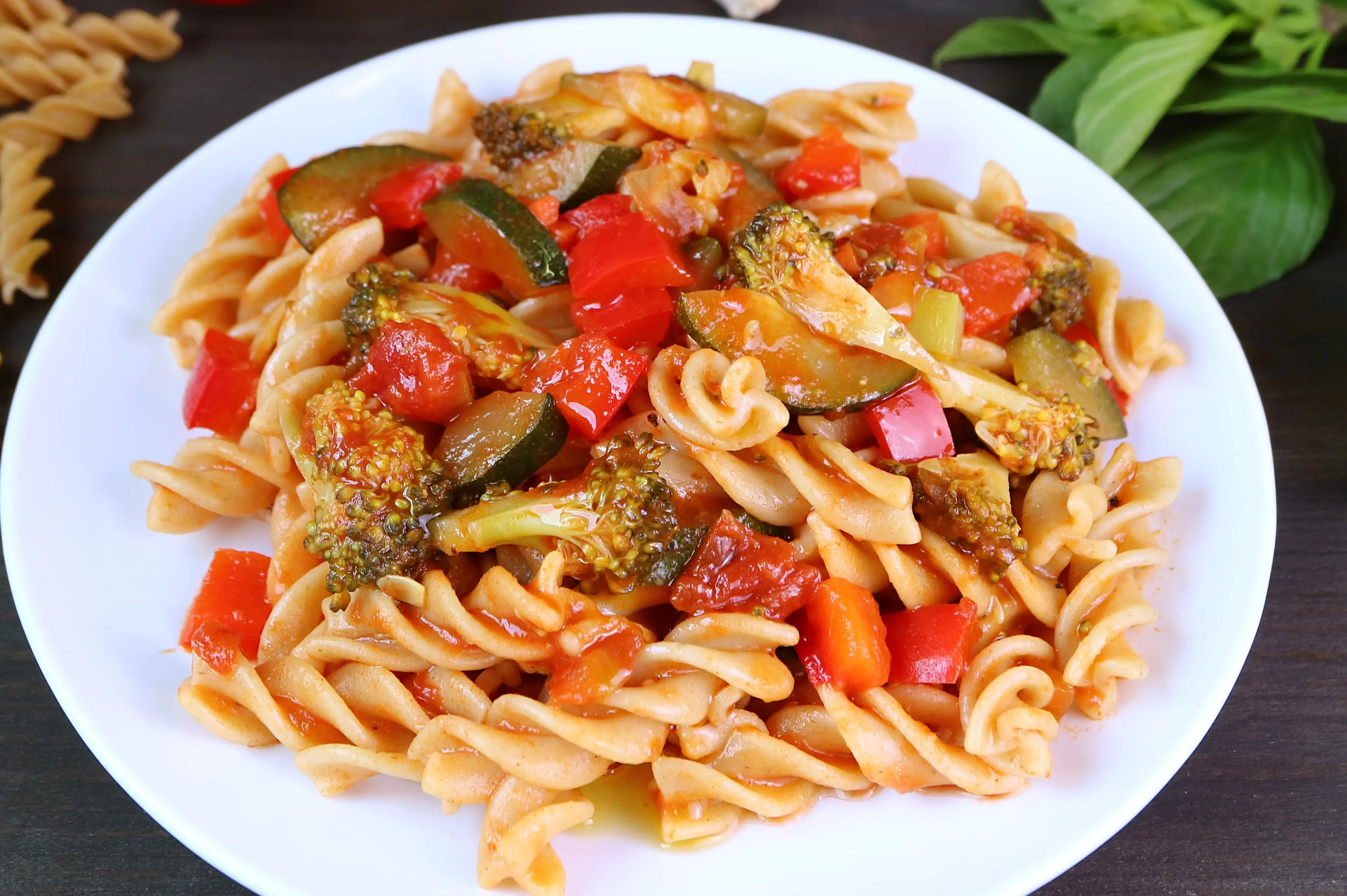 pasta with veggies and marinara
