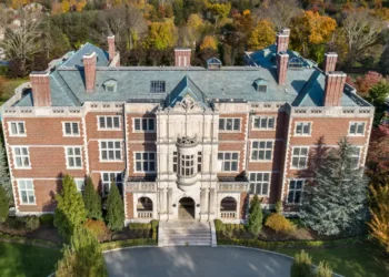 See the 50,000-square-foot Gilded Age mansion at the center of a billion-dollar bankruptcy