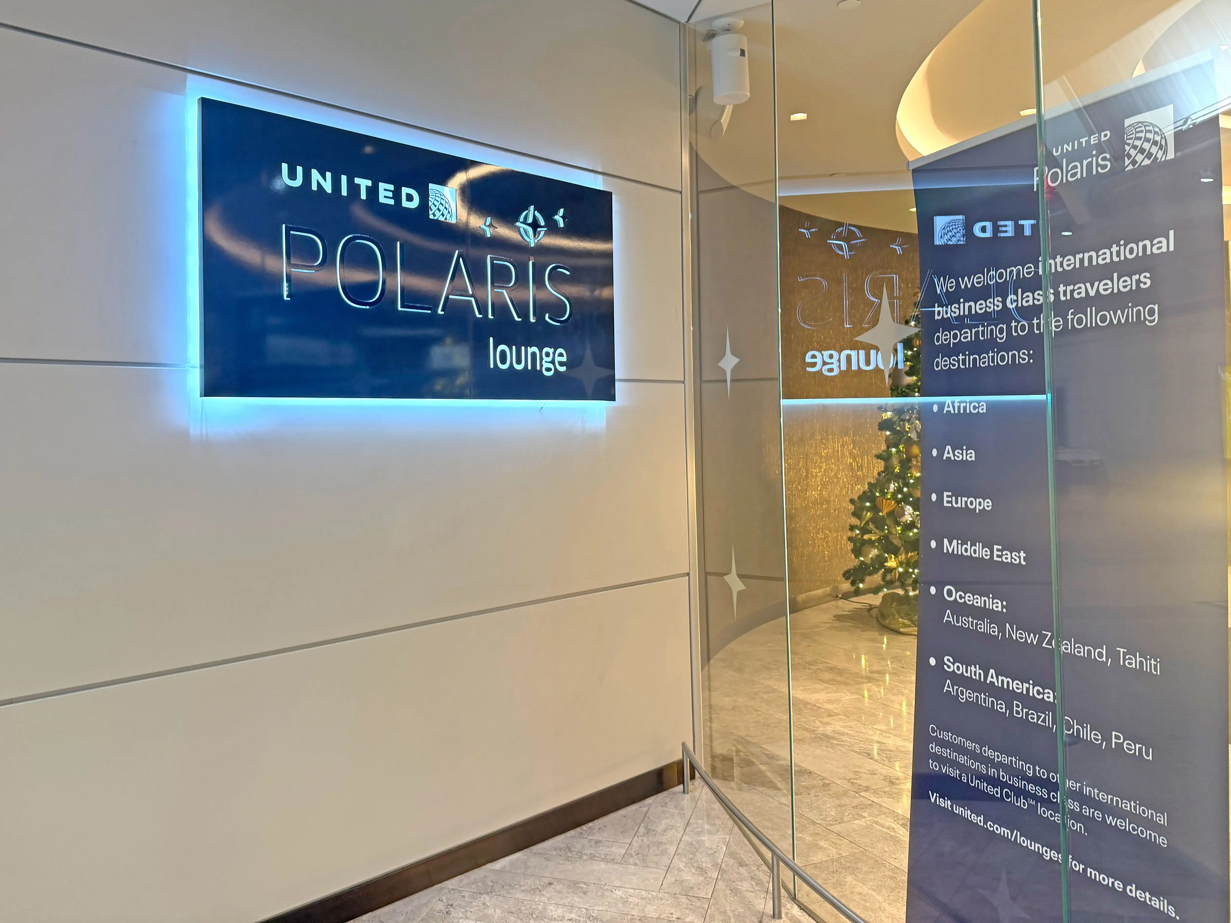 The entrance to the United Polaris lounge.