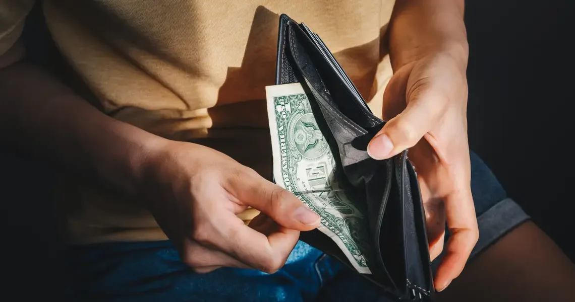 Young TikTokers are reframing bankruptcy as a financial hack. Experts say it’s far more complicated.