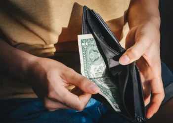 Young TikTokers are reframing bankruptcy as a financial hack. Experts say it’s far more complicated.