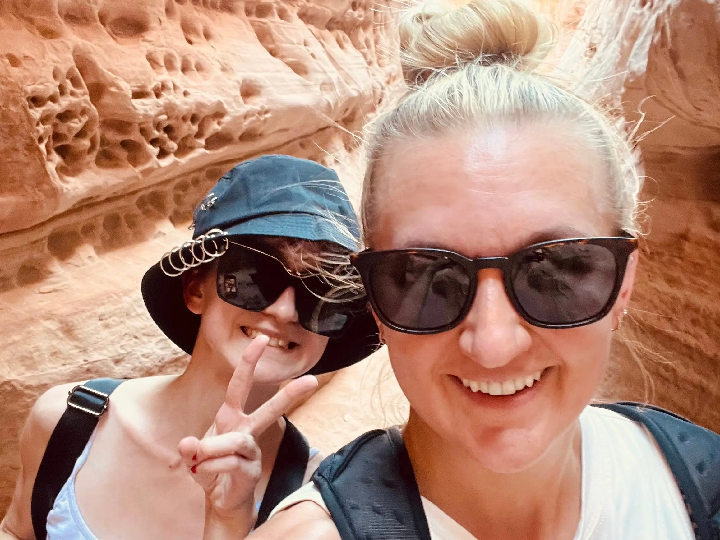 Author and her sister hiking in Valley of Fire park