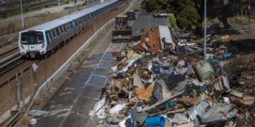 Head of LA homeless nonprofit charged with pocketing millions, splurging on luxuries including a Hermès jacket and a trip to Vegas