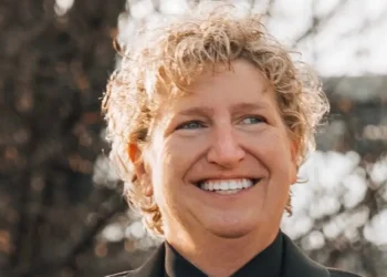 I changed my résumé to downplay my age and started getting more interviews