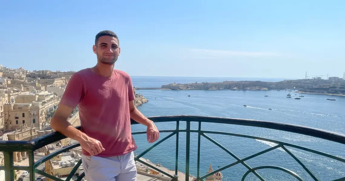 I visited every country by 25. These are 3 cities I always recommend — and one I’d skip.