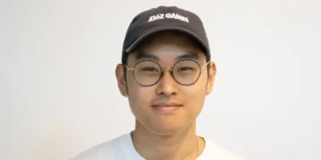 FLORA raised $42 million for its creative platform that pulls together top AI tools. Read its pitch deck.