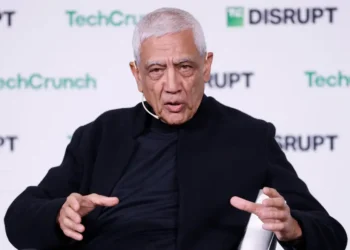 Billionaire VC founder Vinod Khosla distances himself from pro-ICE remarks by an exec at his firm