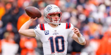 The 10 youngest starting quarterbacks to win the Super Bowl