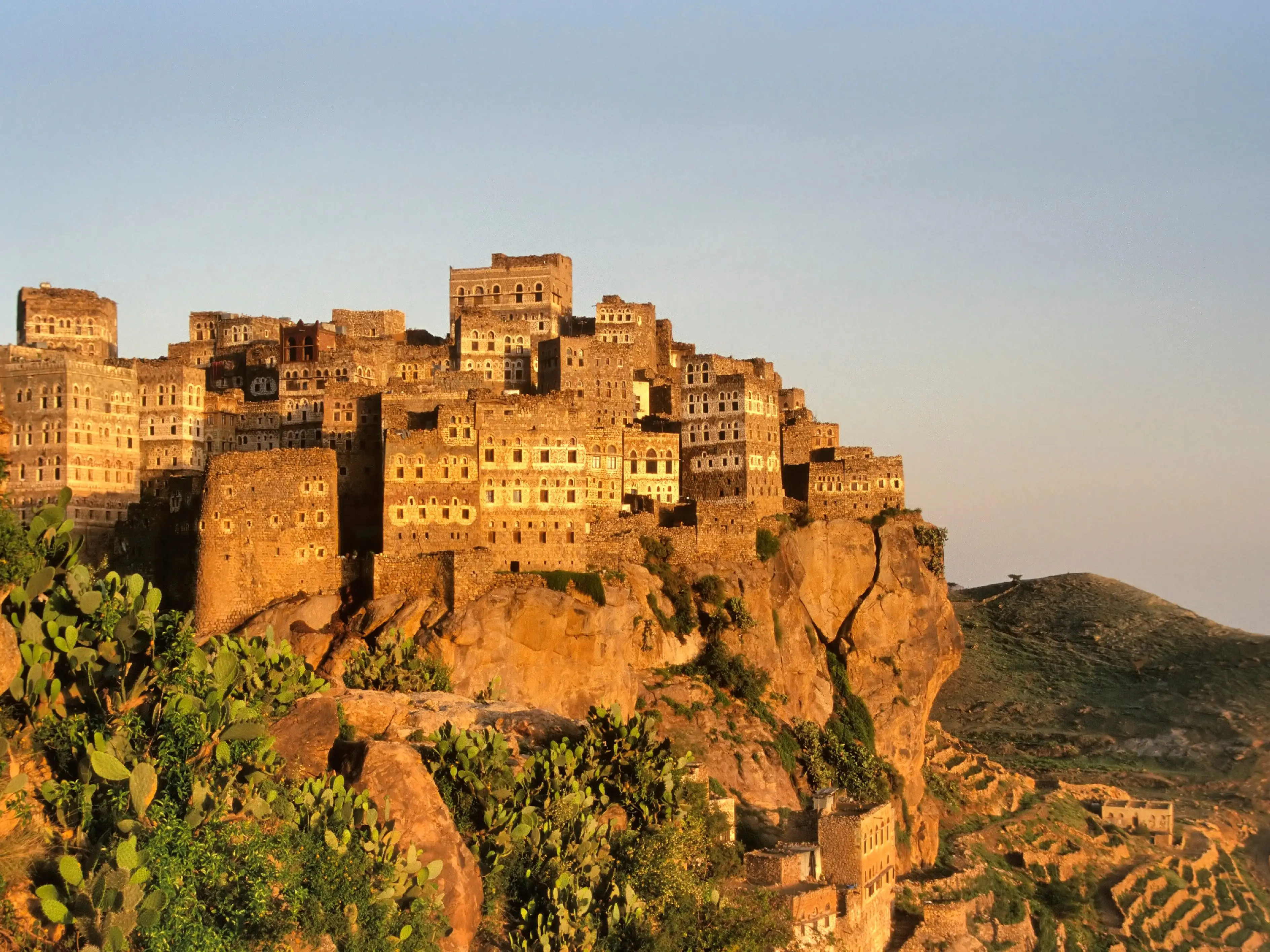 View at sunset at Al Hajarah, a village on Haraz mountain in south of capital city of Yemen, Sana'a.  Top fortified village in Yemen from the 12th century.There are 2500 habitants in the village.