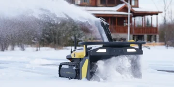 Man uses $4,999 autonomous snow blower to clear his driveway during winter storm: ‘I’m inside sipping a coffee’