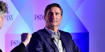 Why Starbucks is letting Brian Niccol use the company plane for more personal travel