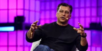 Superhuman’s CEO has an ‘insane’ productivity hack that involves scoring himself weekly