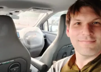 We rode in dozens of driverless robotaxis in China. Here’s what we saw &mdash; and our advice for other curious travelers.