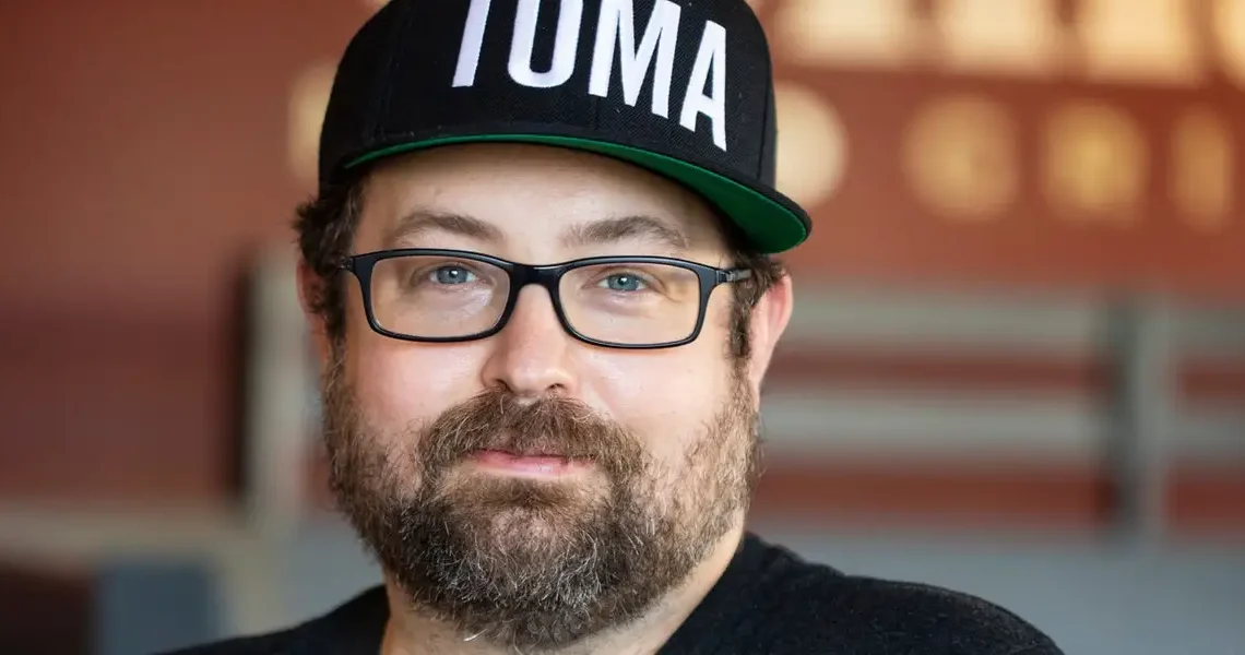 I’m a business owner in Minneapolis working 16-hour shifts so my staff can stay home to avoid ICE