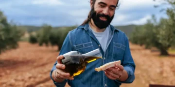 Should you list ‘olive oil’ as an interest on your résumé? Recruiters weigh in on the latest internet debate