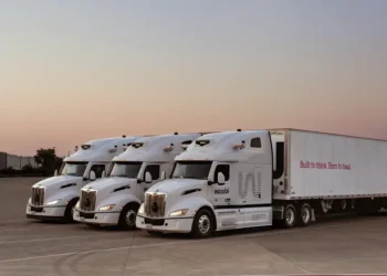 Uber’s new plan to deploy 25,000 robotaxis will come from an autonomous trucking company &mdash; led by an Uber alum