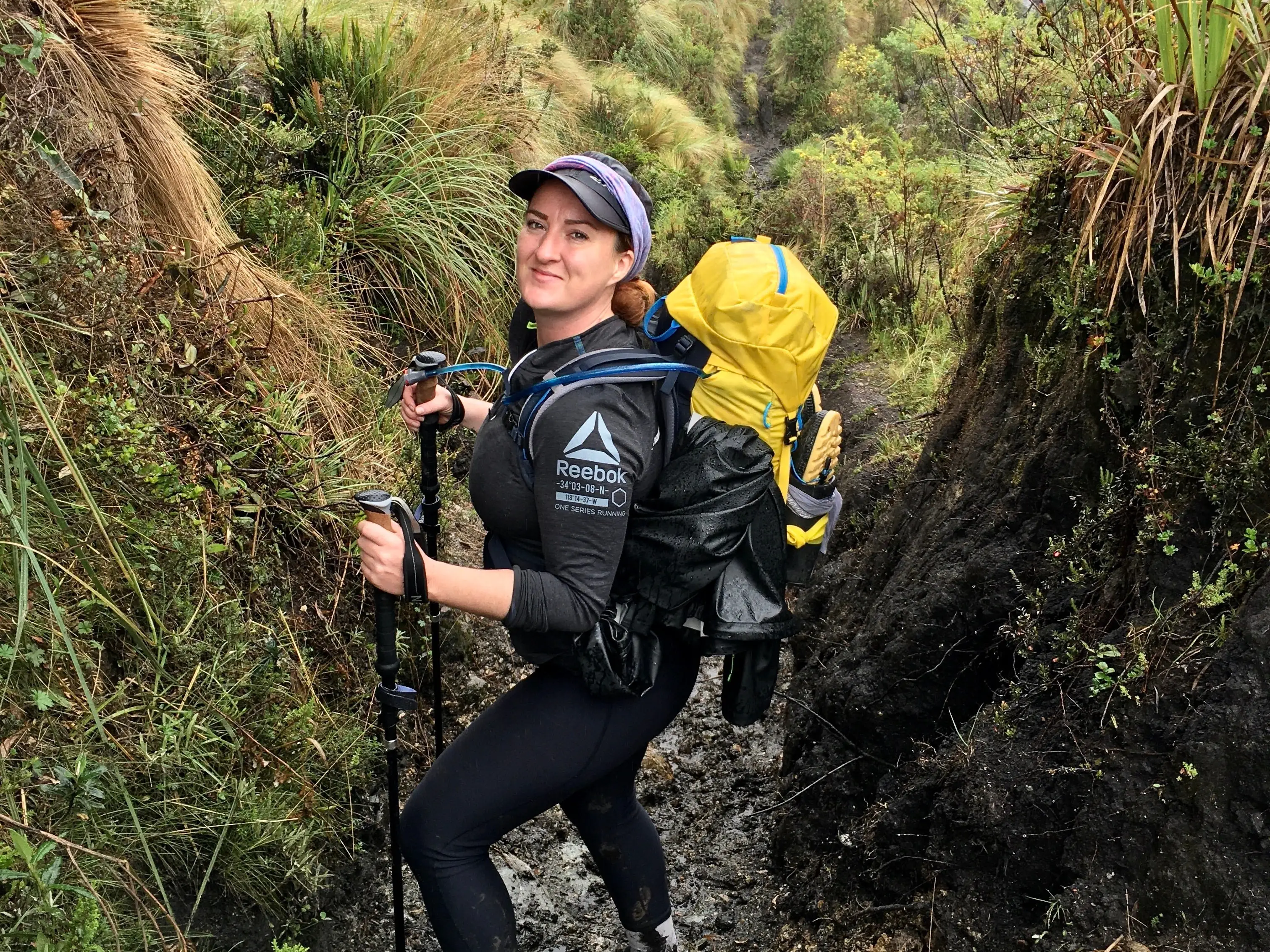 Sinead Mulhern hiking el altar.