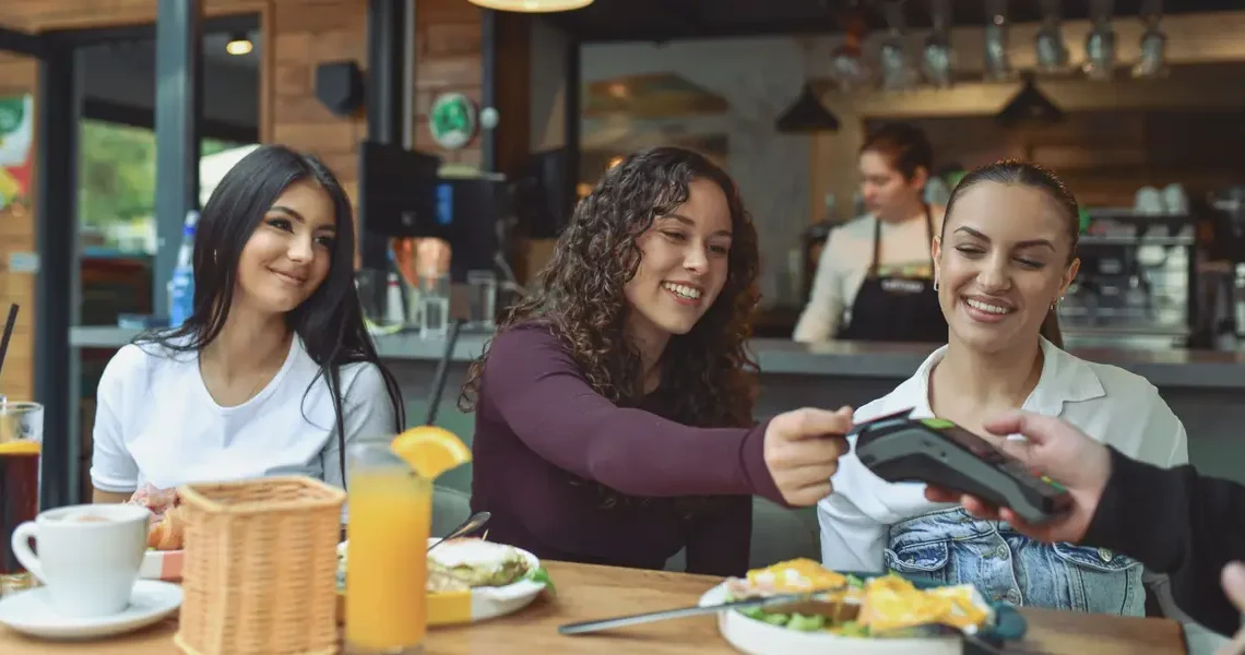 Amex’s pricey Platinum card has found its sweet spot: 30-somethings with dinner plans