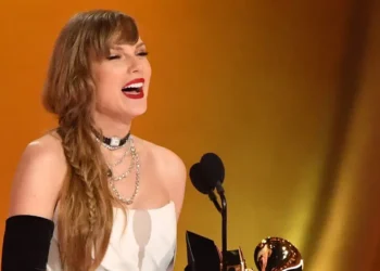 29 of the most shocking Grammy moments of all time
